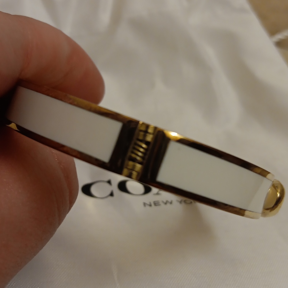 2-for-1 Coach pink & white bracelet - Picture 8 of 10